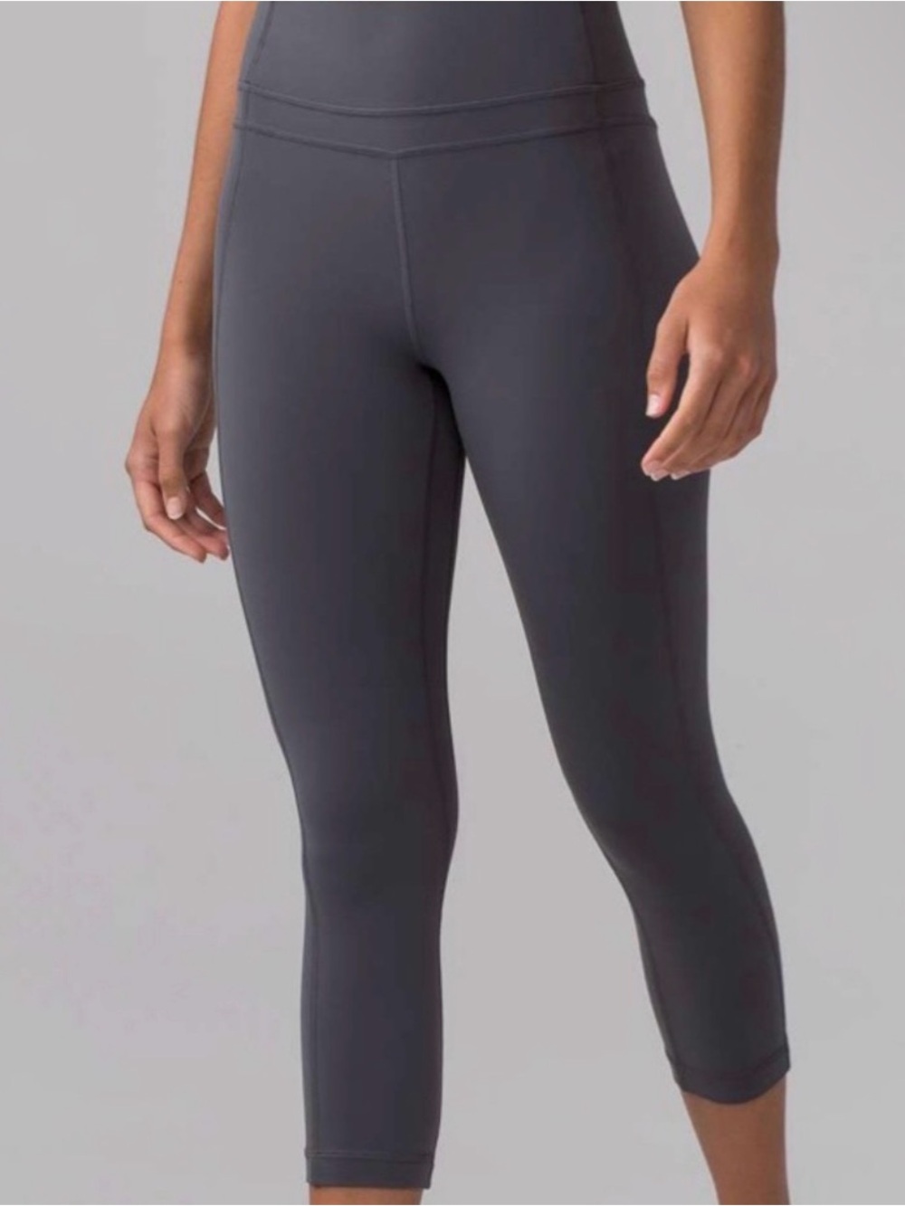 Lululemon Pushing the Limit Charcoal Capri Leggings- Like New